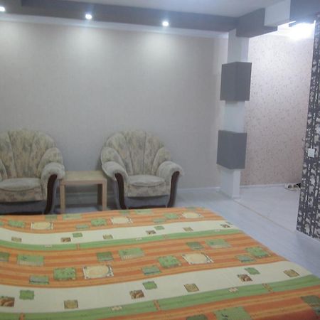 Ferienwohnung Apartamenti Posutocino Balti Exterior foto